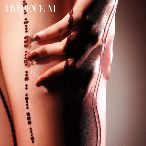 061-5 Ultra-Sheer Glossy Seamless Pantyhose with Wave Jacquard & Aurora Shine